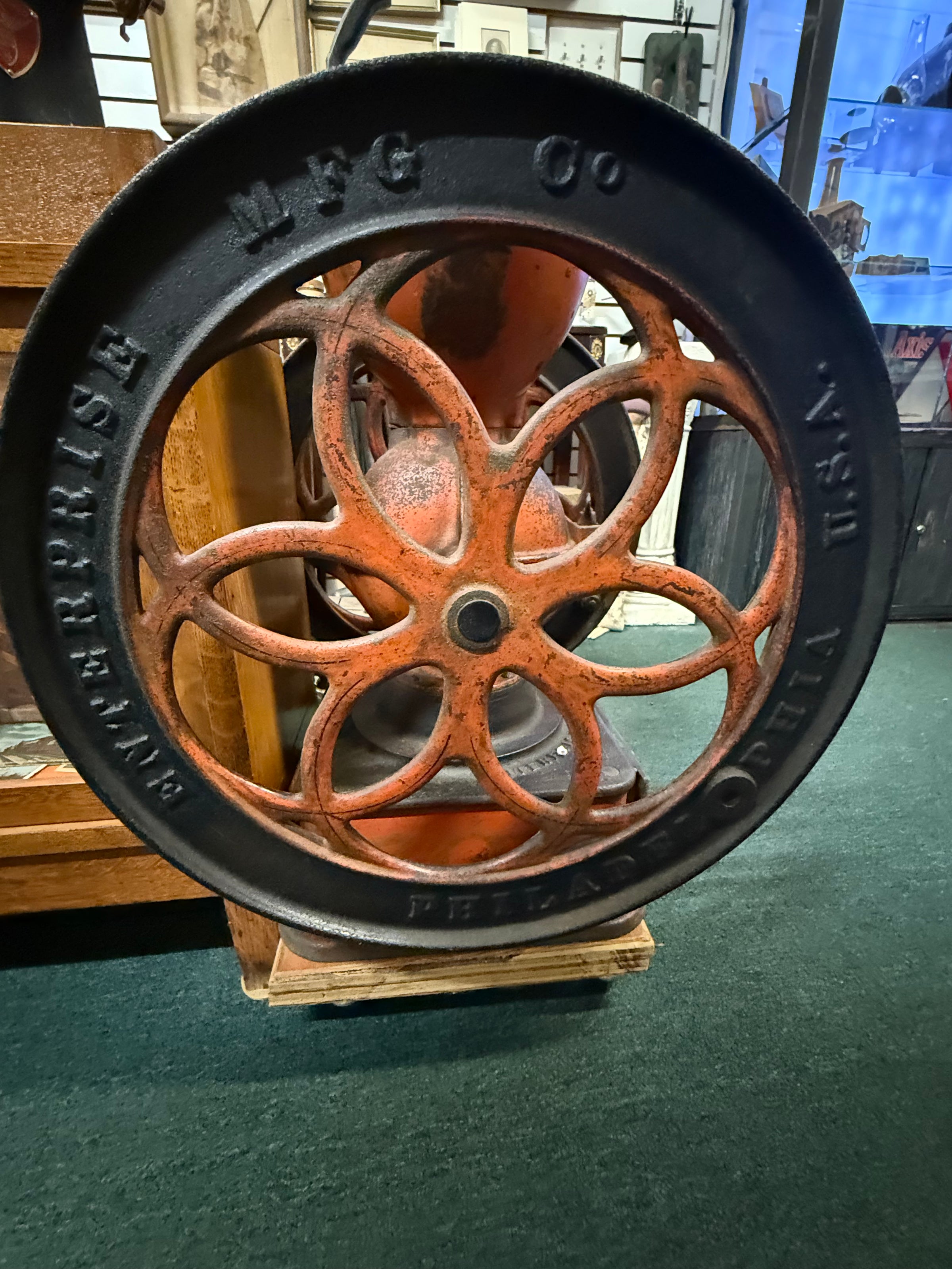 Antique Cast Iron Enterprise Double Wheel Coffee Grinder | Antiques Trading  Post, image size:2400x3200